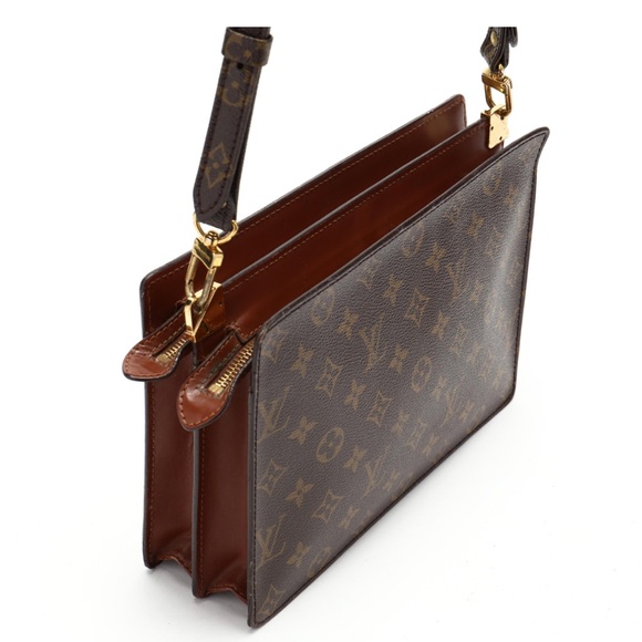 Louis Vuitton - Picture 2 of 16